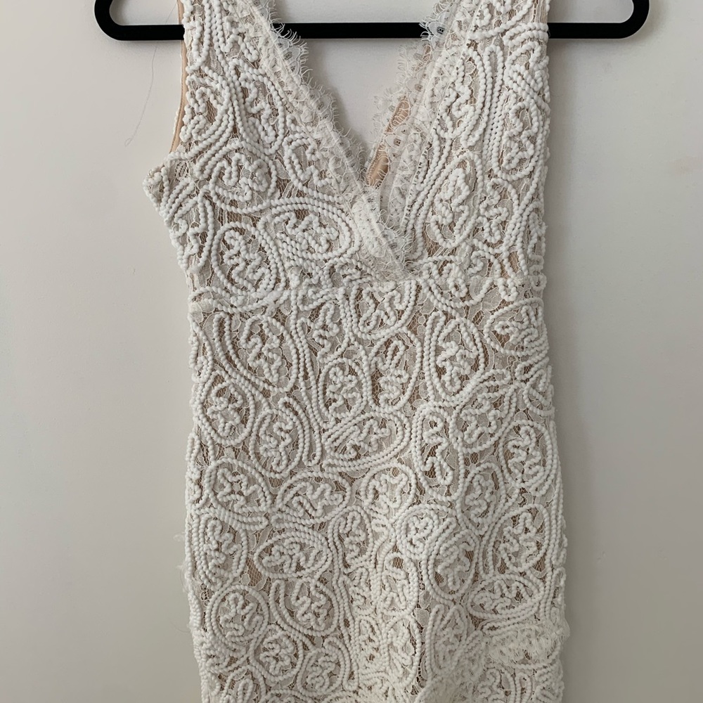 White lace dress